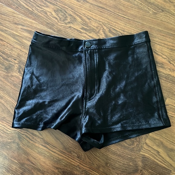 American apparel disco shorts - Picture 2 of 4